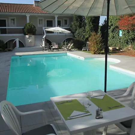 Restaurant Les Voyageurs Hotel Montaigu-Vendee