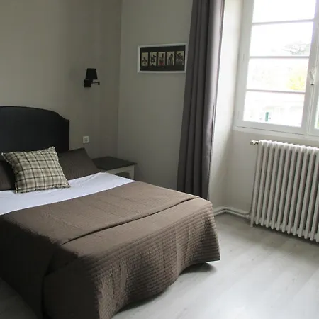 Restaurant Les Voyageurs Hotel Montaigu-Vendee