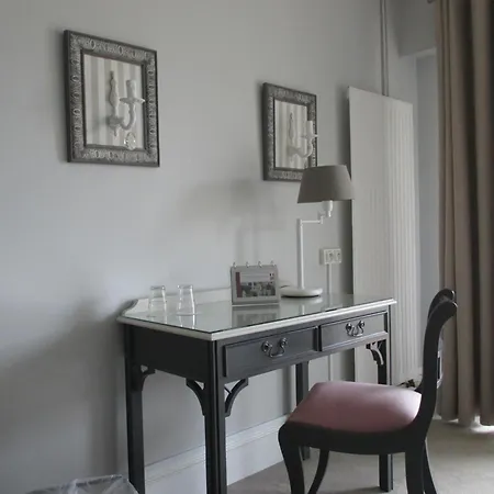 Hotel Restaurant Les Voyageurs Montaigu-Vendee