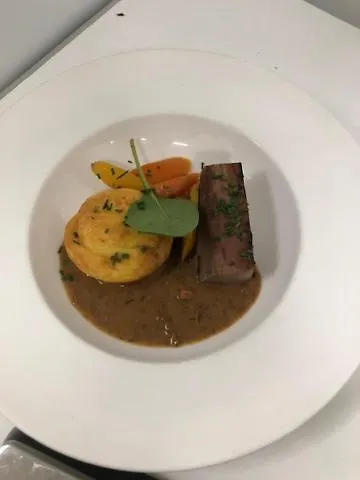 Hotel Restaurant Les Voyageurs Montaigu-Vendee